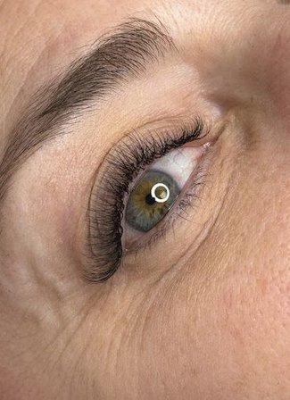 Emma Brows