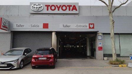 Concesionario Oficial TOYOTA Isla de Java - Kuruma