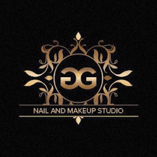 GG nail and makeup artist