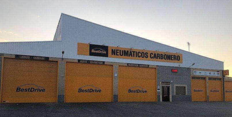 Neumáticos Carbonero