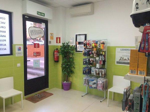 CLÍNICA VETERINARIA SACONIA