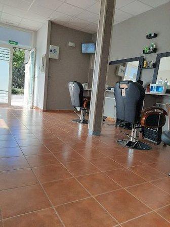 la barbería peluqueria de caballeros ibra