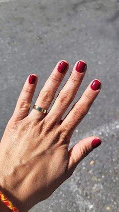 MARY BAJANA NAILS & BEAUTY