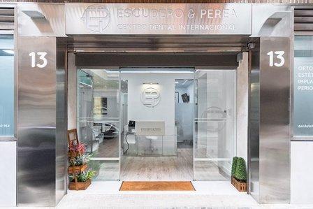 Centro Dental Internacional Blanqueamiento Ortodoncia Limpieza Dental Implantes Dentales Odontopediatría Carillas Dentales