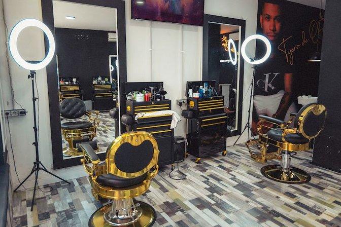 Tijera de Oro Barberia