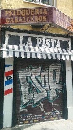 La pista peluquería - barberia