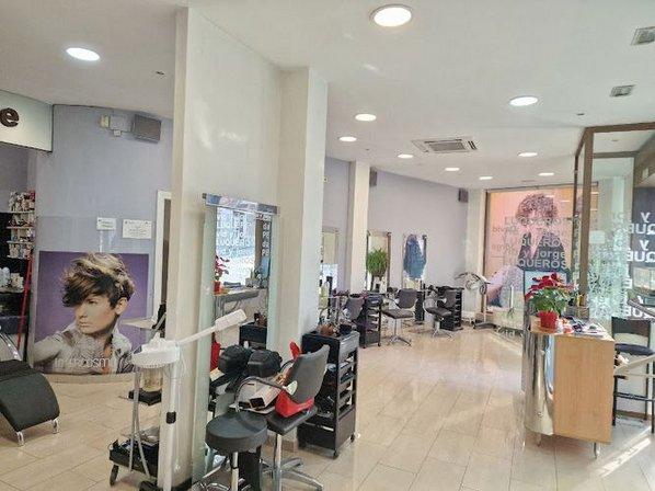 David y Jorge peluqueros Alcobendas - Método curly - Coloración con plantas - Olaplex