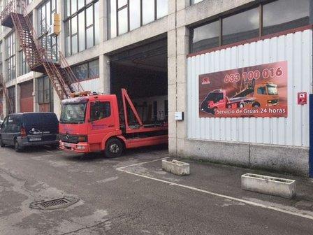 Gruas A. Montecarlos