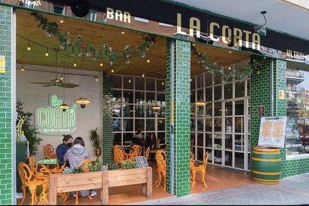 La Cortá Ultramarinos - Bar