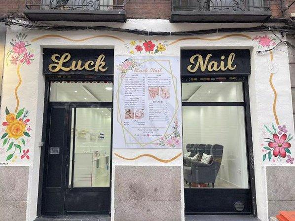 LUCK NAIL