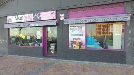 Manada peluqueria de mascotas y complementos