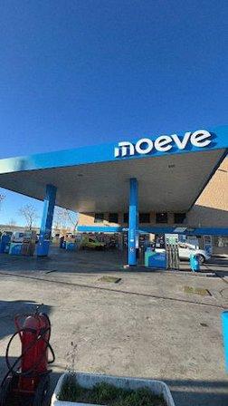 Estación de servicio Moeve, antes Cepsa