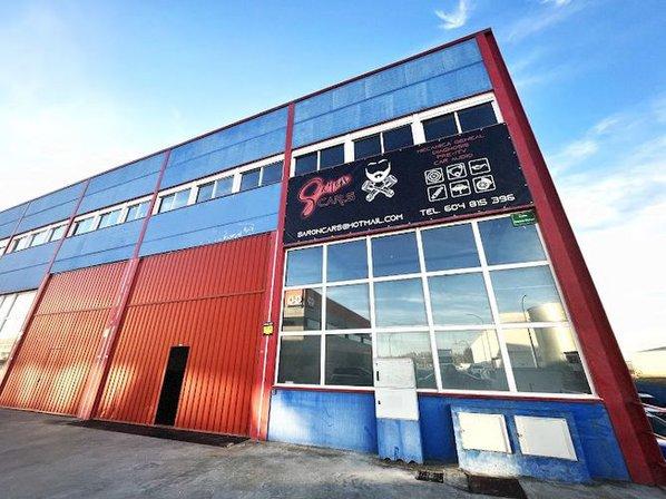Saroncars Garage
