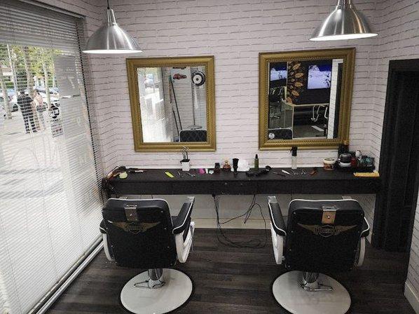 Peluquería Maverick tiene servicio hoy