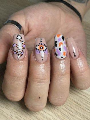 Carmen Hernaci | UÑAS | MICROPIGMENTACIÓN | PESTAÑAS