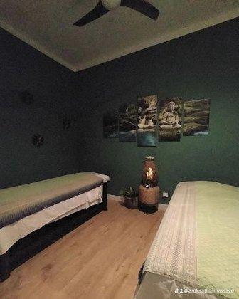 Aruksa Thai Profesional Massage / Masaje Profesional Tailandés Madrid
