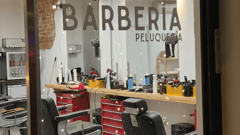 Barbería / peluquería de caballeros "Señor gato"