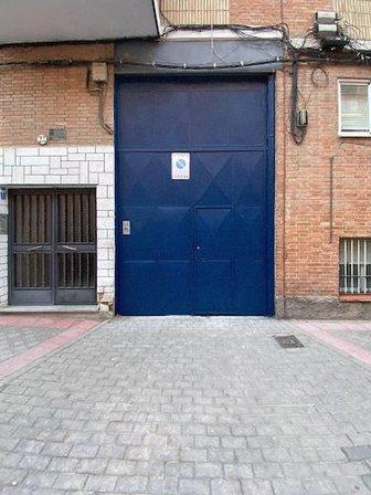 HYPER HOUSE