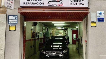 Novelty cars