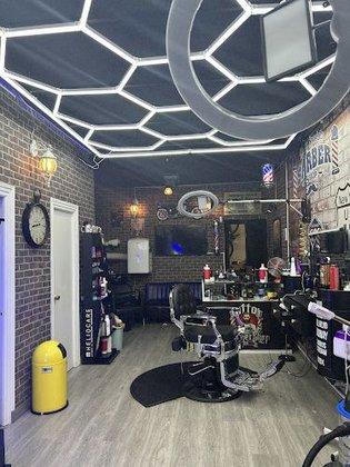 Otto Barber Shop USA 13