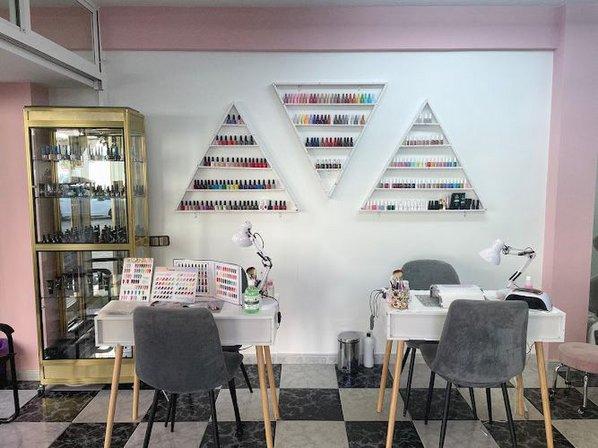Nails & Beauty ESTHETIC