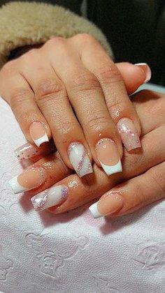 Salon de Uñas y Pestañas