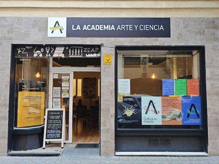 La Academia: Arte y Ciencia