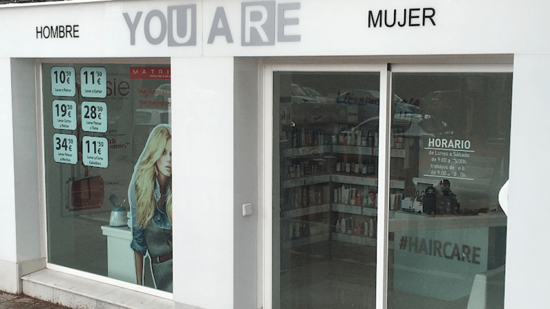 Peluquería YOU ARE ARTURO SORIA