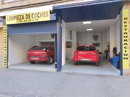 Lavado de coches a mano "Limpieza de habitat"