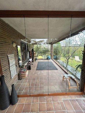 Supraglass