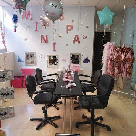 Susana Campos peluquería y estética. Spa de niñas parla