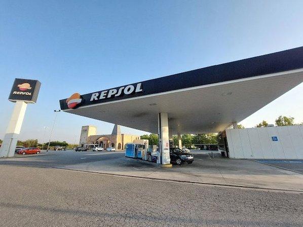 Estación de servicio Repsol