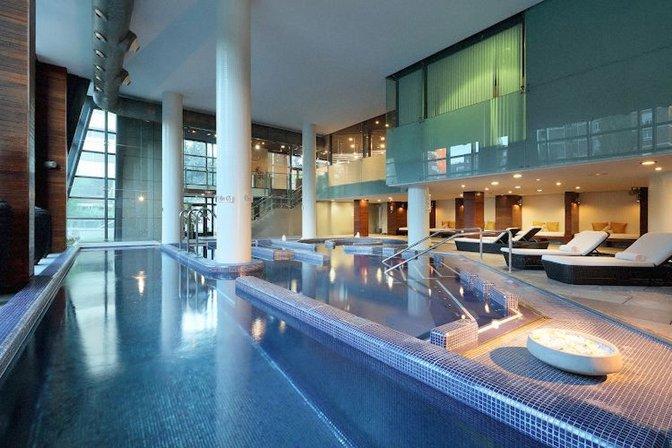 Caroli Health Club