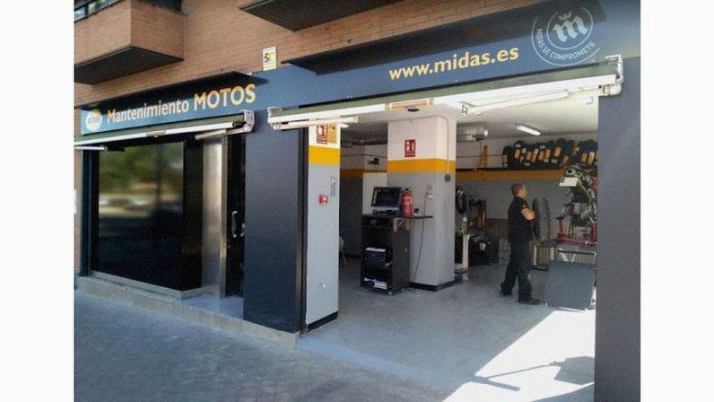 Midas MADRID/Calle Méndez Álvaro. EXCLUSIVO MOTOS