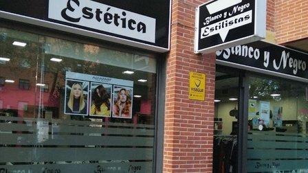 Blanco Y Negro Estilistas
