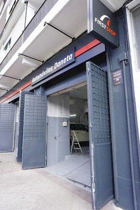 Automóviles DANETA First Stop Barrio del Pilar