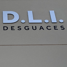 Desguaces D.L.I.