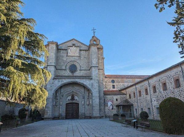 Royal Monastery of Santo Tomás