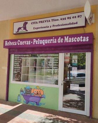 Rebeca Cuevas - Peluquería de mascotas y consulta veterinaria