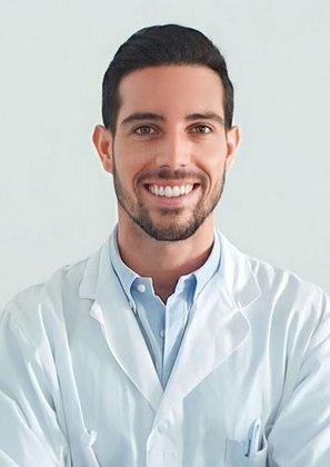 Dr. Hugo Garlito Díaz Traumatólogo