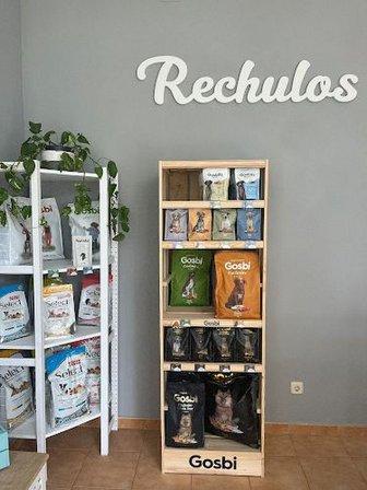 Rechulos. Peluquería canina y tienda especializada