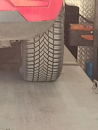 LOM GARAGE