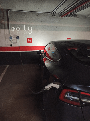 Electric Vehicle Charging Station