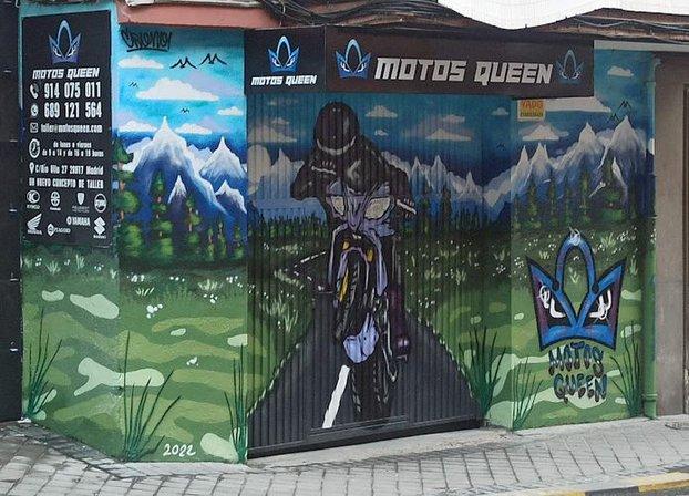MOTOS QUEEN