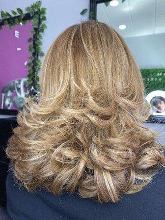 Peluqueria y estetica essencia