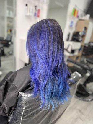 HAIRONE Salon de Peluquería Y Barbería一美发沙龙