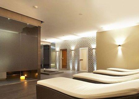 Caroli Health Club