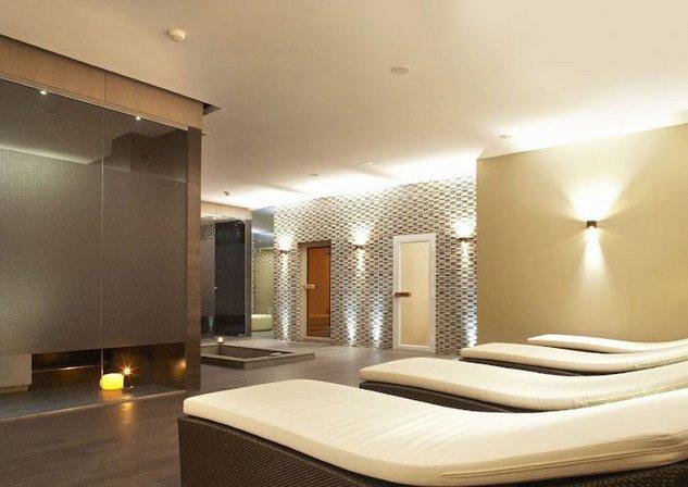 Caroli Health Club