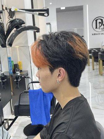 DONGNI PELUQUERIA Y UÑAS 东尼salon