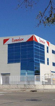 Esmelux Estantería Rápida S.L.